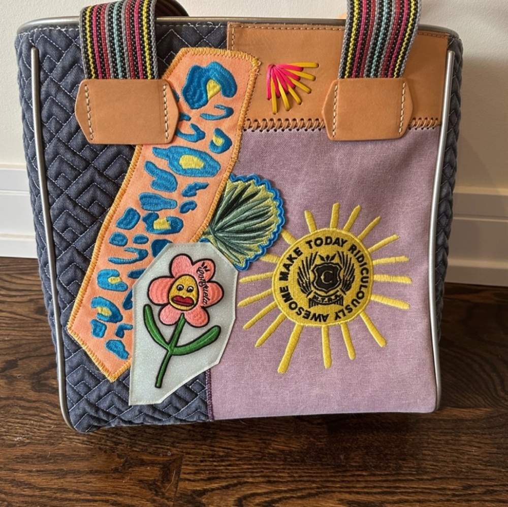 Consuela Kimi Tote With Cactus flower & Key Chain 💫 RARE